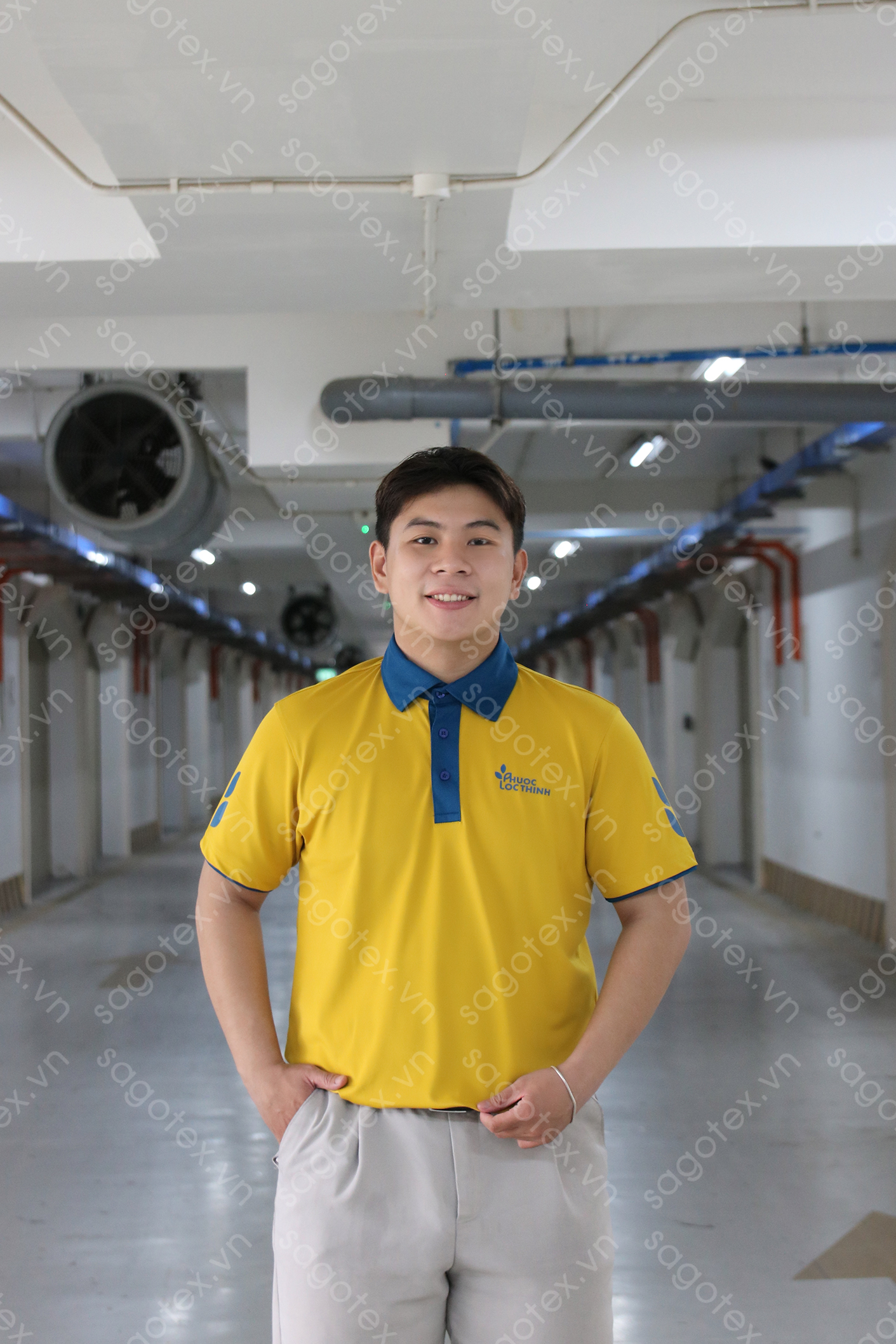 May áo đồng phục